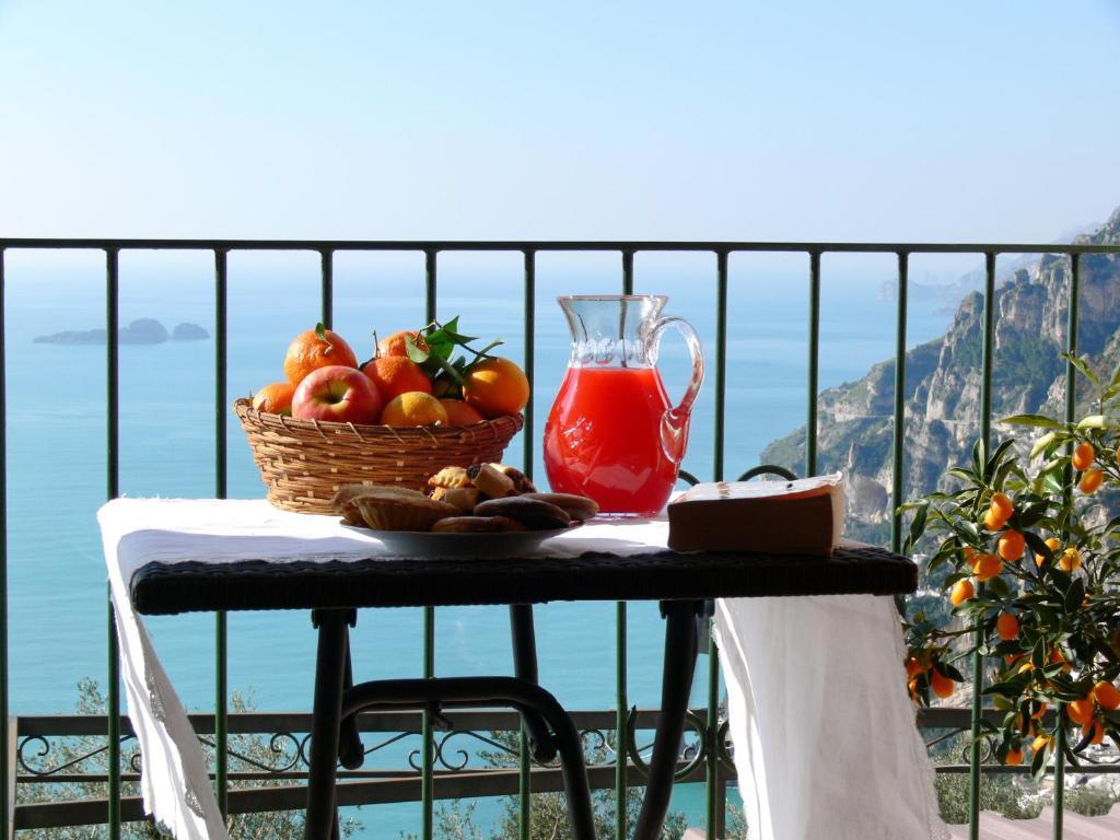 Bed and Breakfast L'Uliveto Позитано Экстерьер фото